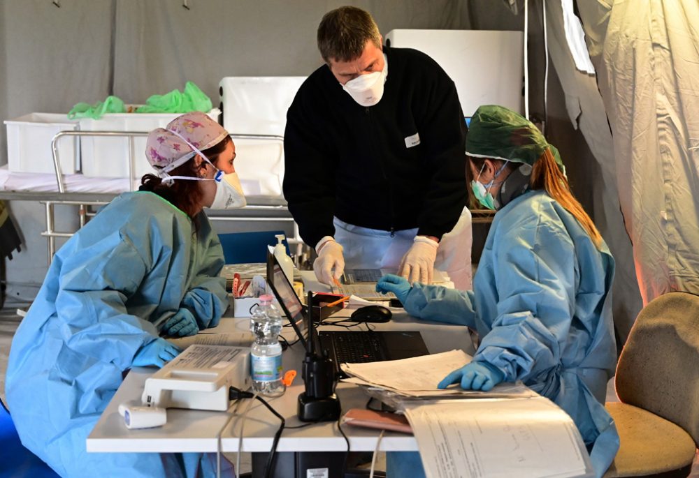 Krankenhauspersonal in Cremona (Bild: Miguel Medina/AFP)