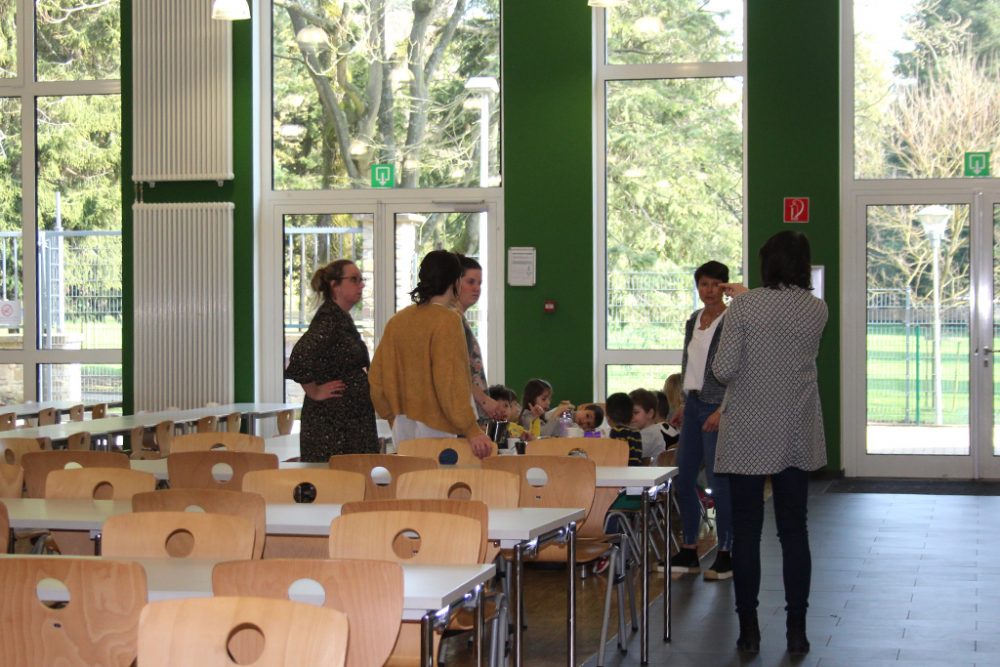 Kinderbetreuung im Athenäum Eupen (Bild: Anja Verbaarschot/BRF)