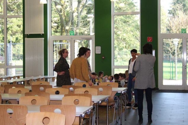 Kinderbetreuung im Athenäum Eupen (Bild: Anja Verbaarschot/BRF)