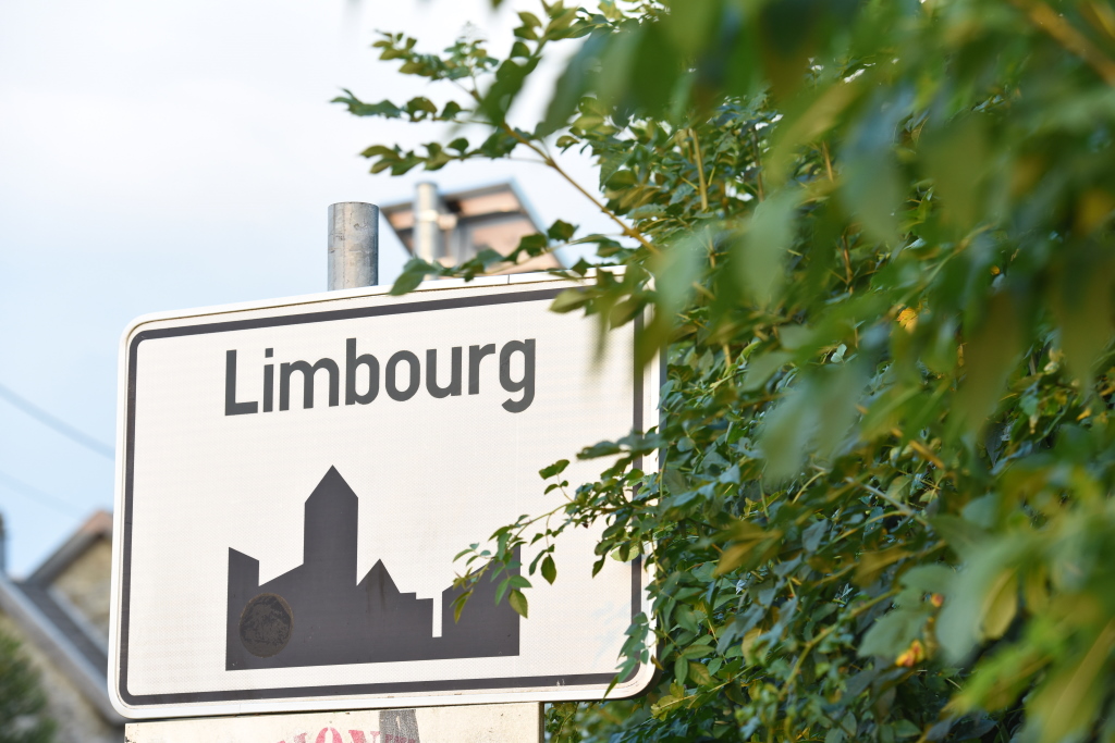 Ortsschild von Limbourg (Archivbild: Jean-Luc Flémalle/Belga)