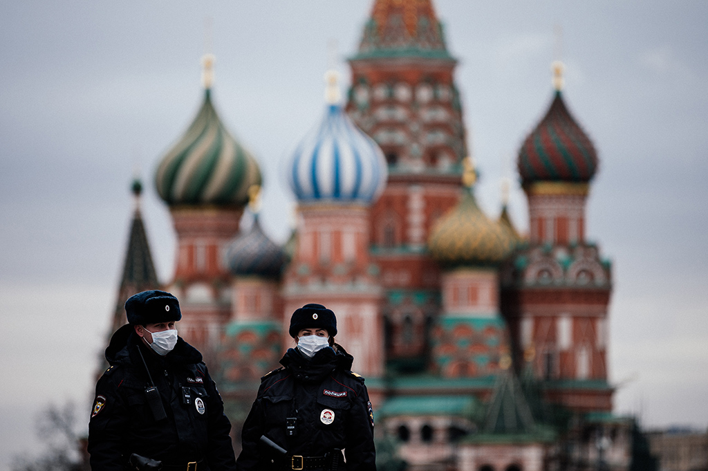 Polizei-Patrouille in Moskau (Archivbild: Dimitar Dilkoff/AFP)