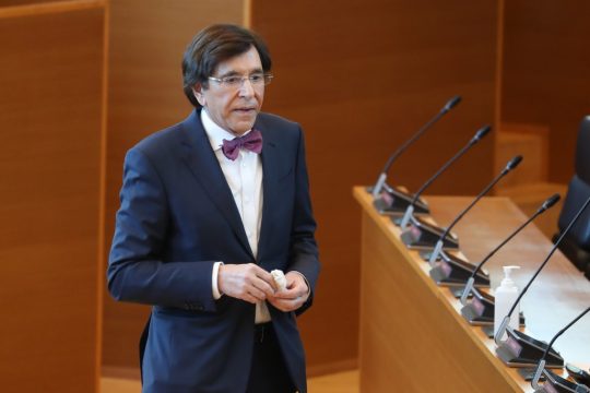 Elio Di Rupo im wallonischen Parlament in Namur (Bild: Bruno Fahy/Belga)