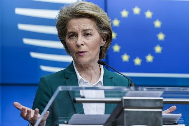 EU-Kommissionspräsidentin Ursula von der Leyen (Bild: Kenzo Tribouillard/AFP)
