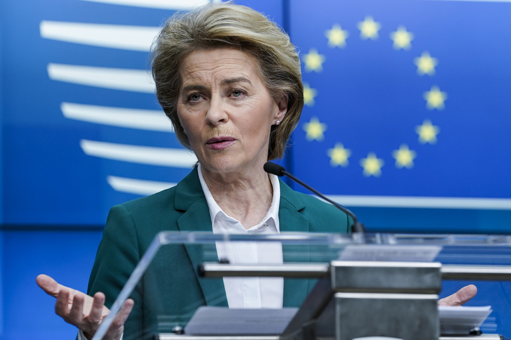 EU-Kommissionspräsidentin Ursula von der Leyen (Bild: Kenzo Tribouillard/AFP)