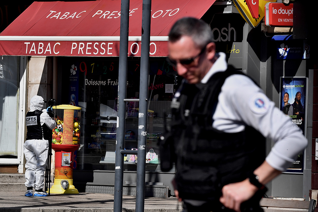 Polizei in Romans-sur-Isère (Bild: Jeff Pachoud/AFP)
