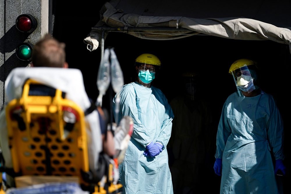 Patientenaufnahme im Erasmus-Krankenhaus in Brüssel (Bild: Kenzo Tribouillard/AFP)