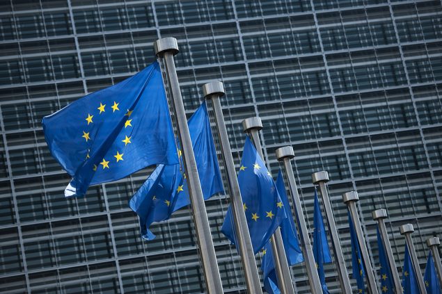 Europaflaggen im Brüsseler Europaviertel (Bild: Jonas Hamers/Belga)