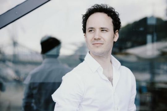 Gergely Madaras, Chefdirigent des Orchestre Philharmonique de Liège (Bild: Balazs Borocz Pilvax)