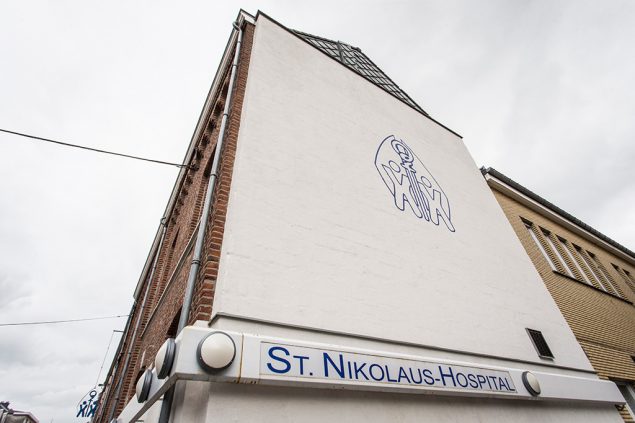 Das St. Nikolaus-Hospital in Eupen (Bild: Thierry Roge/Belga)