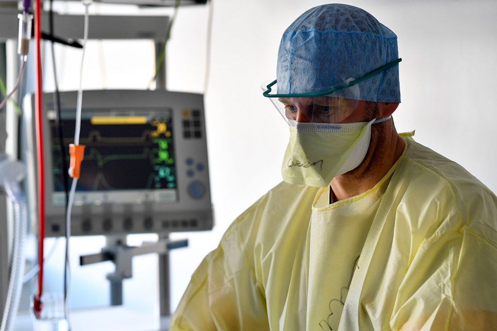 Pflegepersonal der Intensivstation im Imelda-Krankenhaus in Bonheiden (Archivbild: Dirk Waem/Belga)