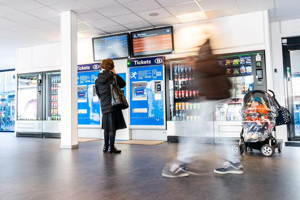 Automaten am Bahnhof von Mechelen (Bild: Charlotte Gekiere/Belga)
