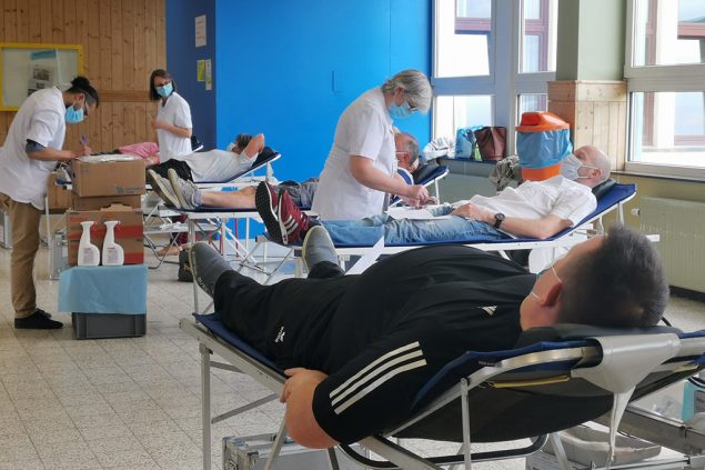 Blutspende in St. Vith (Bild: Raffaela Schaus/BRF)