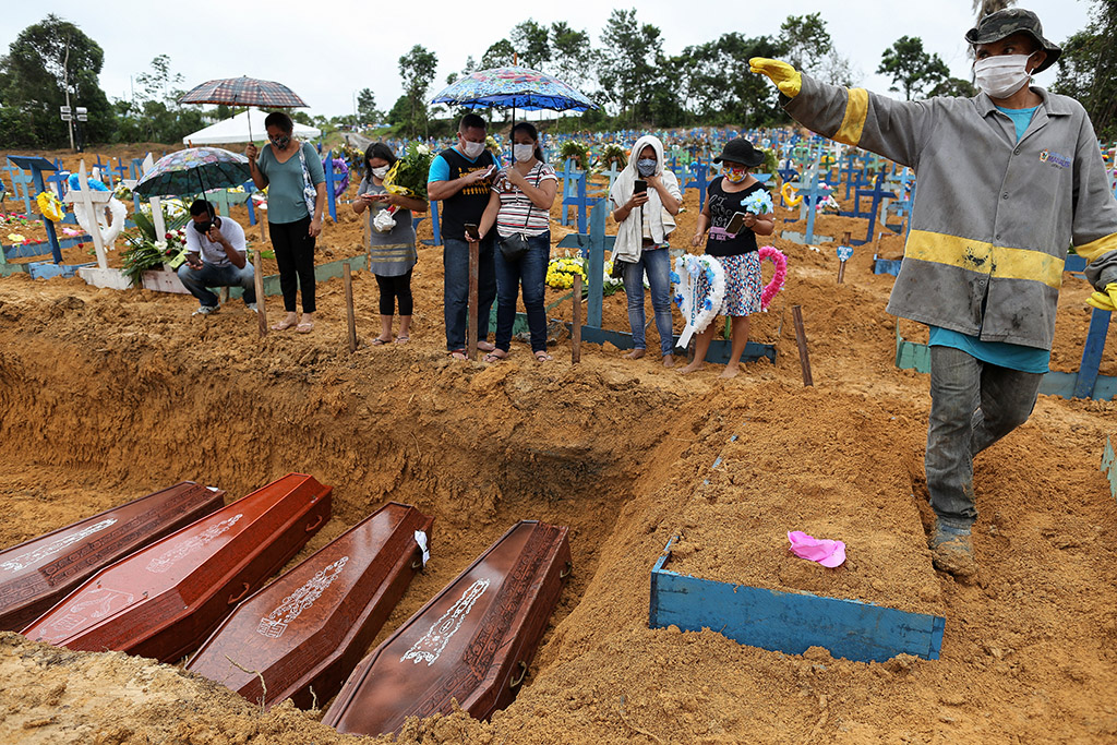 Massengrab im brasilianischen Manaus (Archivbild: Michael Dantas/AFP)