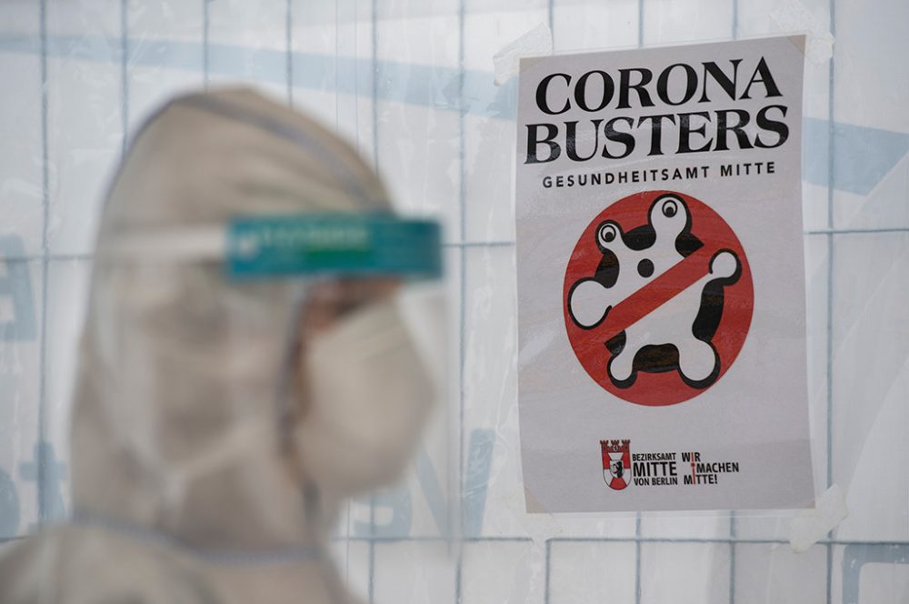 Coronatest-Drive-In in Berlin (Bild: John Macdougall/AFP)