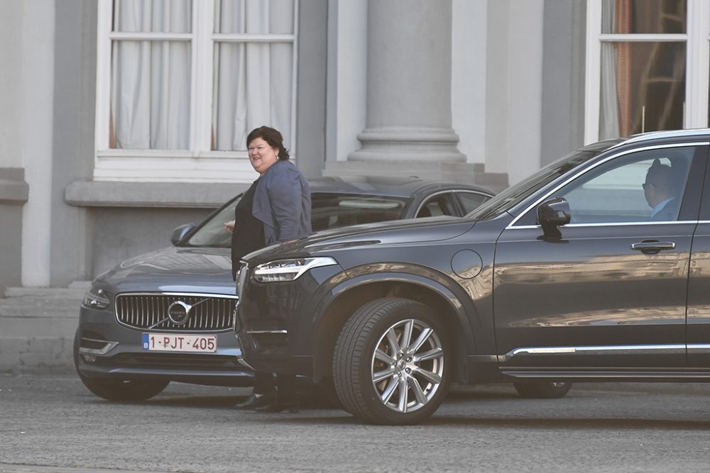 Gesundheitsministerin Maggie De Block vor dem Nationalen Sicherheitsrat (Bild: Eric Lalmand/Belga)