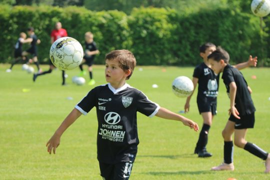 Jugendtraining (Bild: AS Eupen)