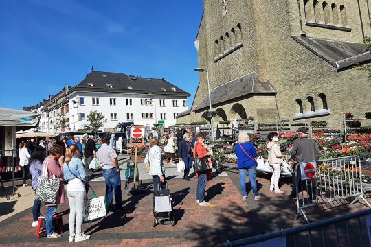 Markt in St. Vith (Bild: Michaela Brück/BRF)