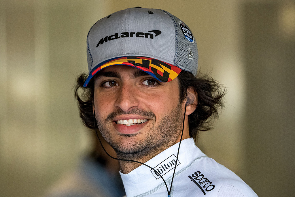 Carlos Sainz JR wechselt von McLaren zu Ferrari (Bild: Andrej Isakovic/AFP)