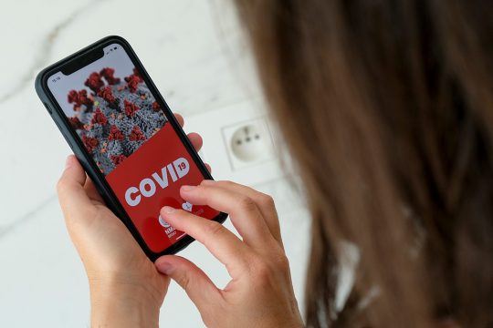 Die Corona Tracing App "StopCovid" (Bild: Dirk Waem, Belga)