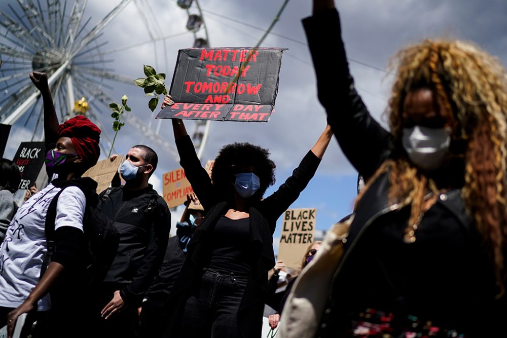 "Black Lives Matter": Anti-Rassismus-Protest in Brüssel am 7. Juni (Bild: Kenzo Tribouillard/AFP)