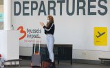Passagier im Abflugbereich des Brussels Airport