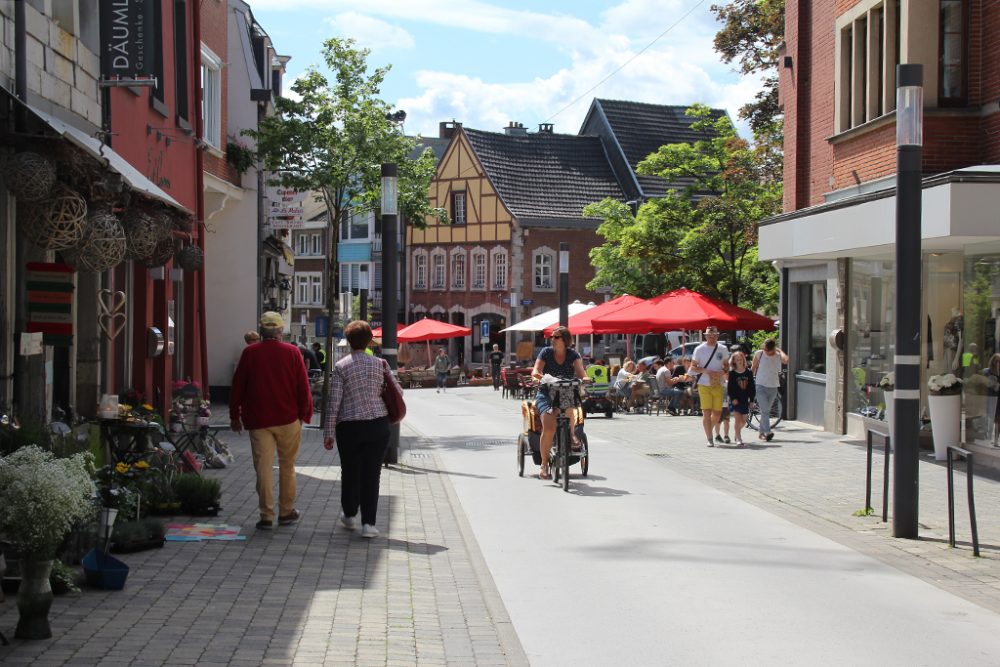 Eupen Open Air - Erstes autofreies Wochenende in der Eupener Innenstadt (Bild: Sarah Dederichs/BRF)