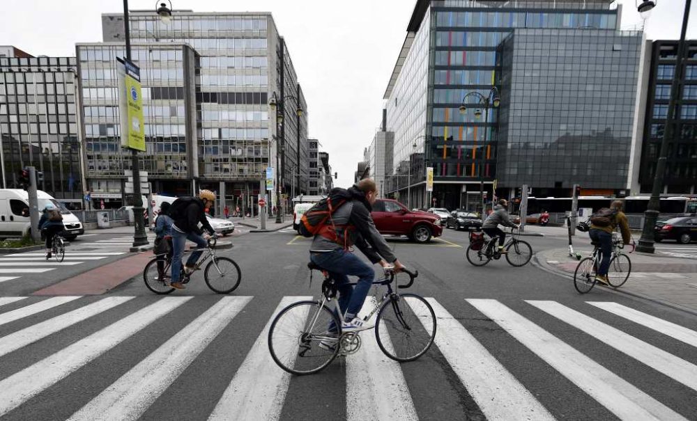Fahrradfahrer in Brüssel (Archivbild: Eric Lalmand/Belga)