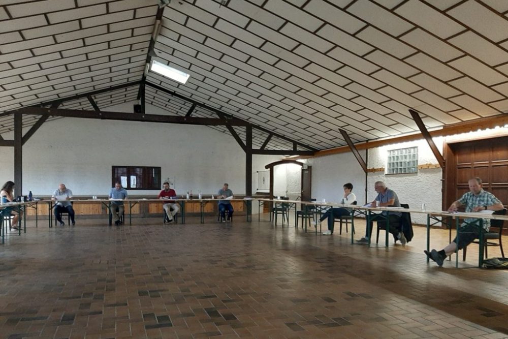 Gemeinderat Amel tagt in der Schützenhalle Heppenbach (Bild: Chantal Scheuren/BRF)
