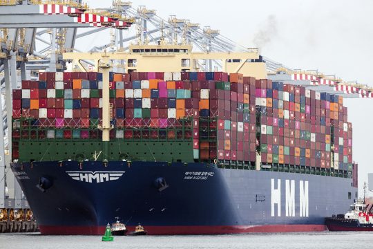 Die HMM Algeciras am 3. Juni im Hafen von Rotterdam (Bild: Pieter Stam De Jonge/ANP/AFP)