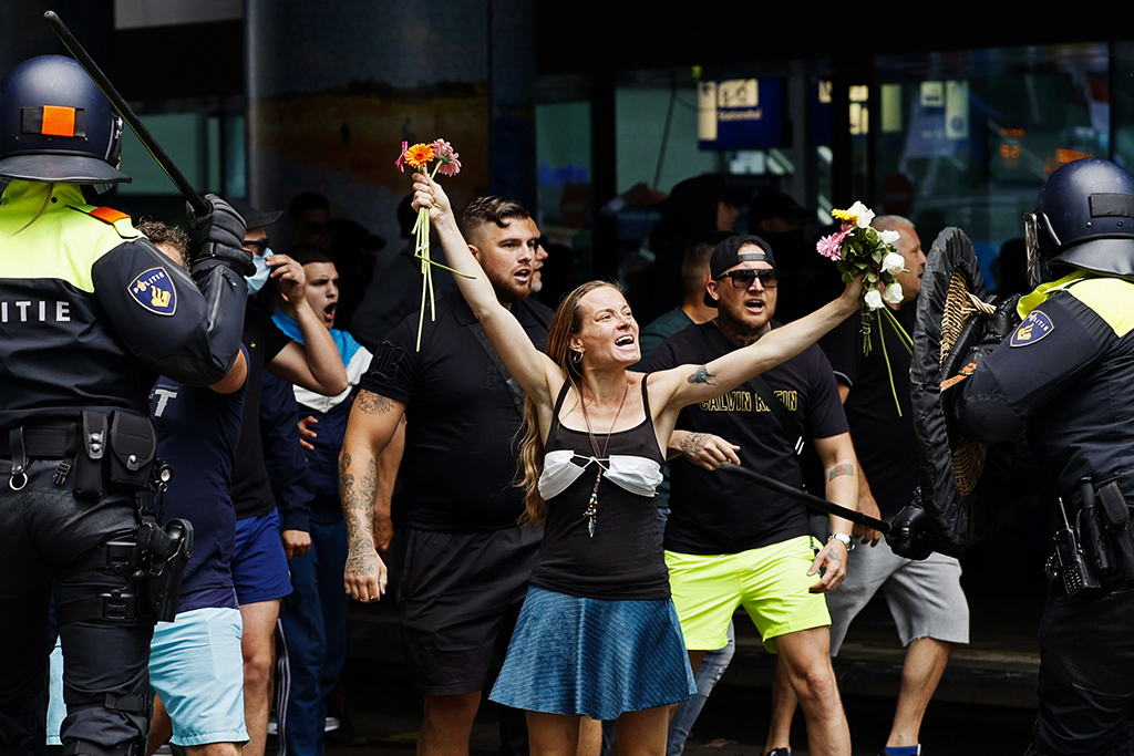 Proteste gegen die Corona-Maßnahmen in Den Haag