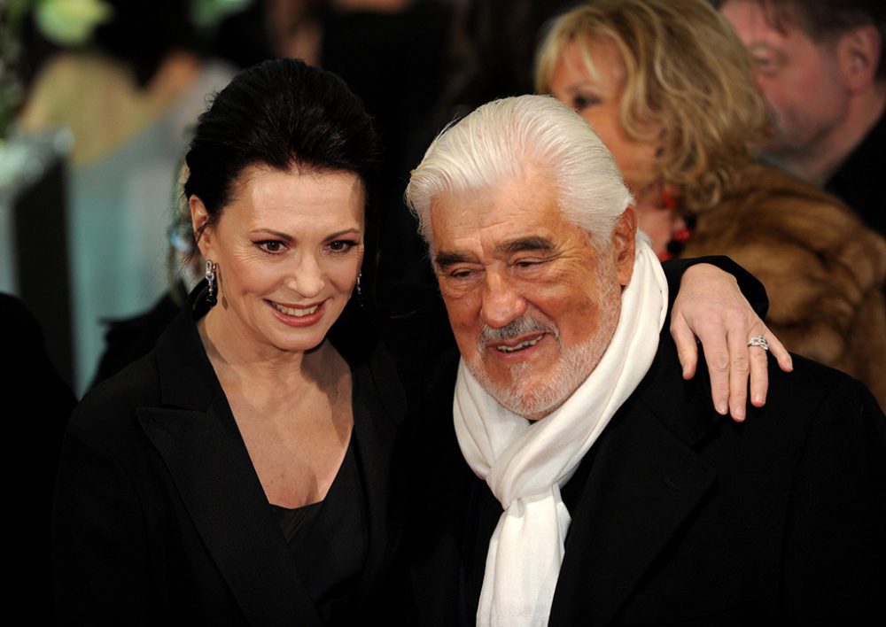 Iris Berben zusammen mit Mario Adorf (Archivbild: Tim Brakemeier/EPA)