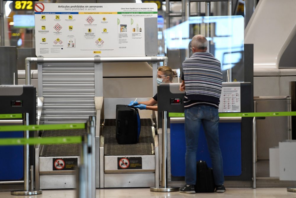 Am Barajas Flughafen in Madrid (Bild: Pierre-Philippe Marcou/AFP)