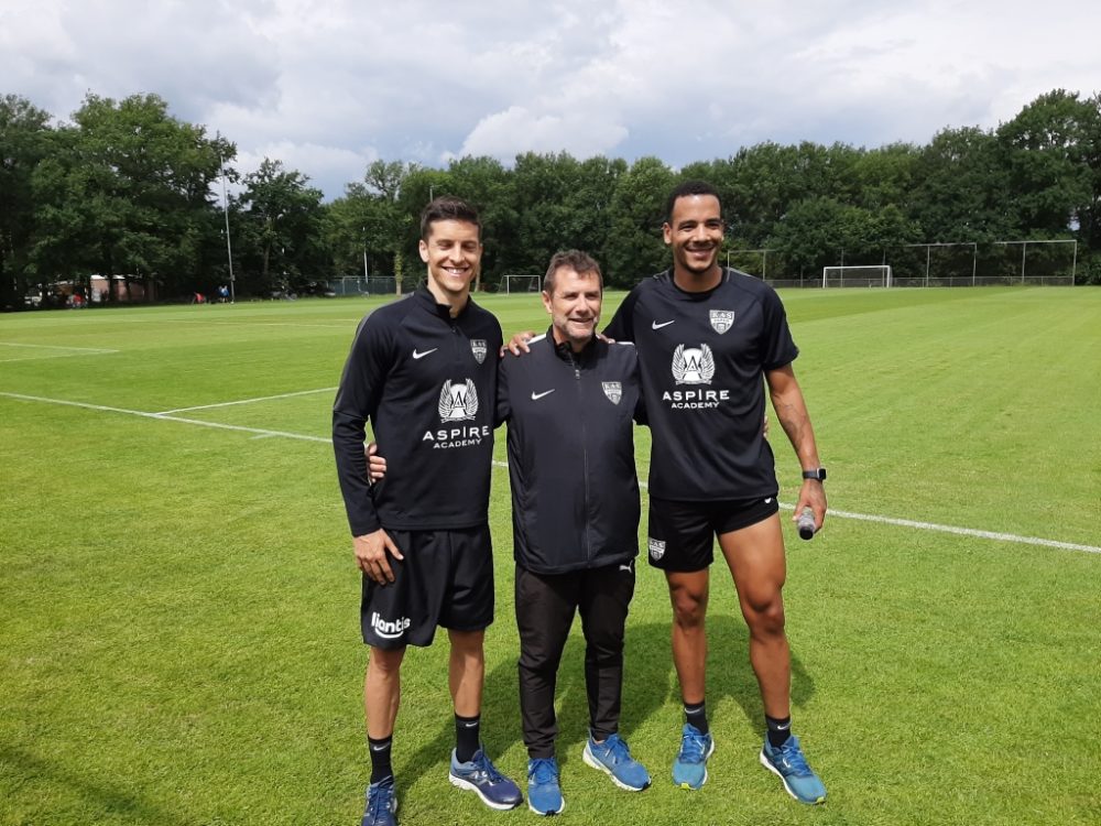 AS Eupen im Trainingslager im niederländischen Horst: V.l.n.r. Stef Peters, Jordi Condom und Senna Miangue (Bild: Christophe Ramjoie/BRF)