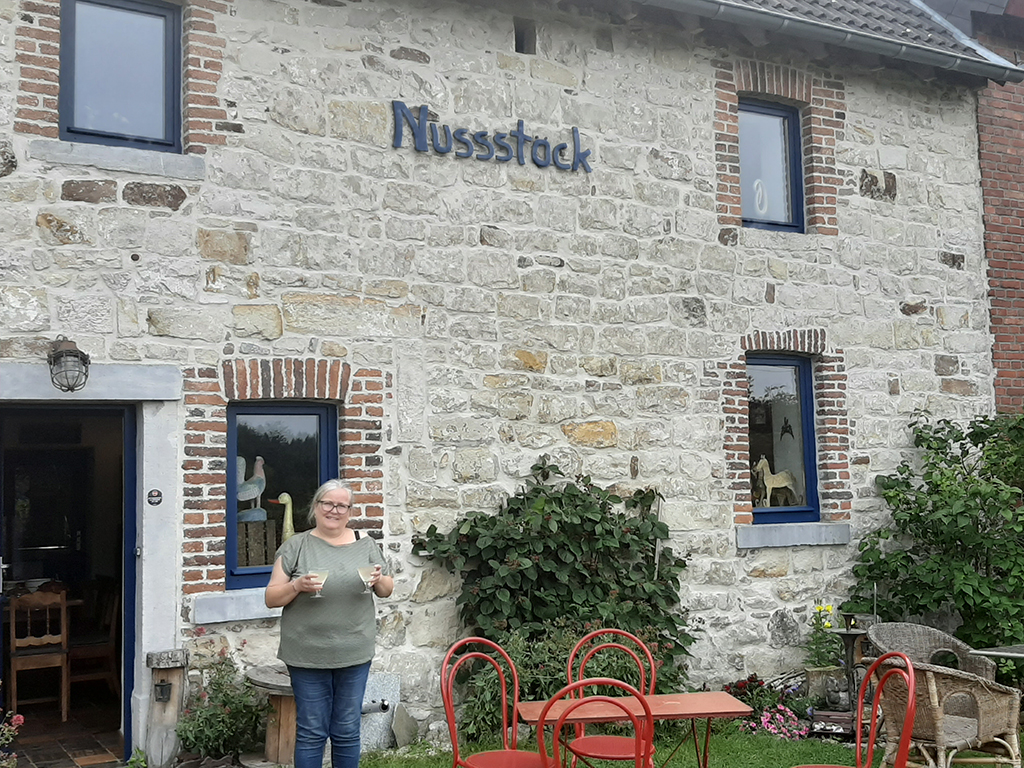 Susanne Quodbach vom Café Nussstöck in Hauset (Bild: Michaela Brück/BRF)