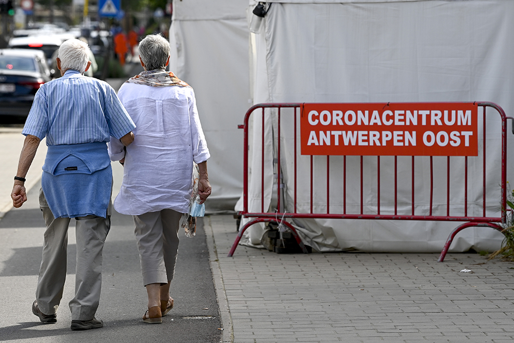 Coronavirus-Kontrollzentrum in Antwerpen (Bild: Dirk Waem/Belga)