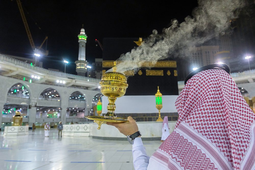 Vorbereitungen auf die muslimische Wallfahrt Hadsch in der Großen Moschee von Mekka (Bild: Saudi Ministry of Media/AFP)