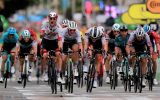 Alexander Kristoff setzte sich im Massensprint durch (Bild: Christophe Petit Tesson/AFP)