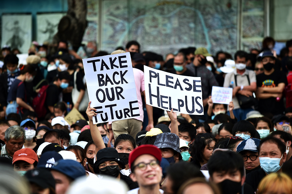 Proteste in Bangkok (Bild: Lilian Suwanrumpha/AFP)