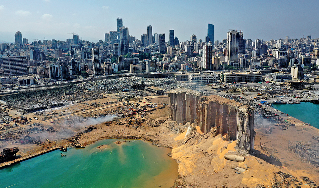 Durch die Katastrophe wurde der Hafen von Beirut quasi dem Erdboden gleichgemacht (Bild: AFP)