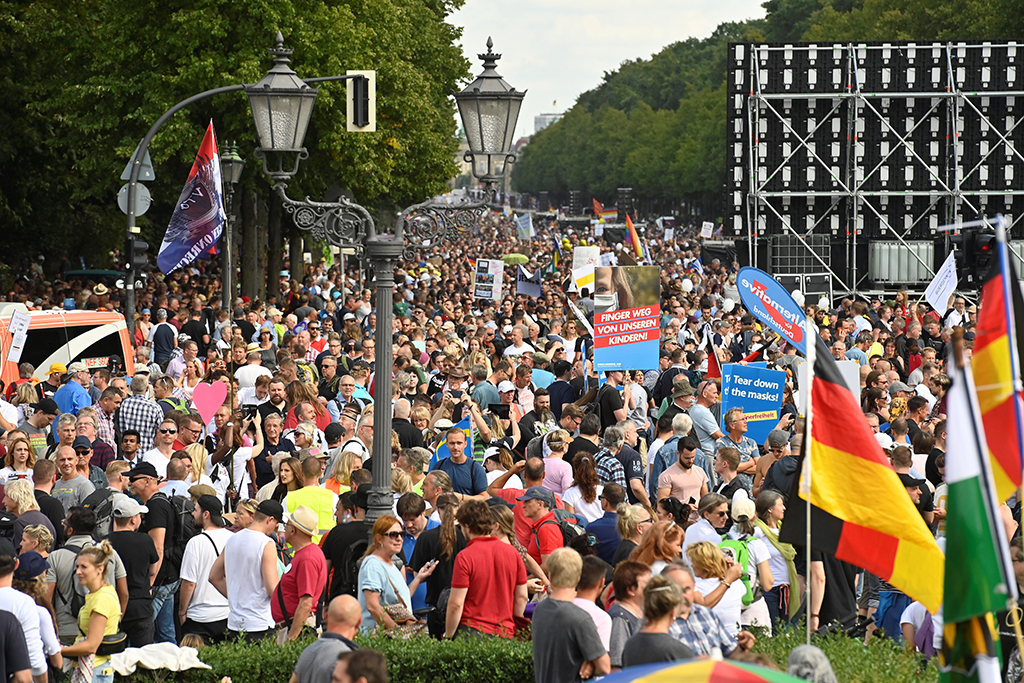 Corona-Demo in Berlin (Bild: John Macdougall/AFP)