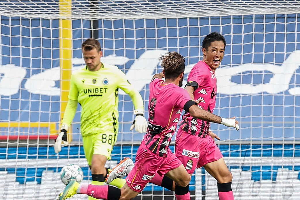 Ryota Morioka bejubelt das 1:0 (Bild: Bruno Fahy/BELGA)
