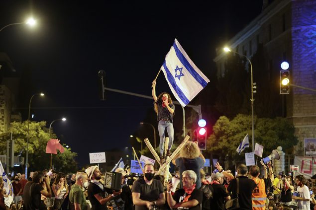 Proteste gegen Netanjahu am 29. August in Jerusalem (Bild: Emmanuel Dunand/AFP)