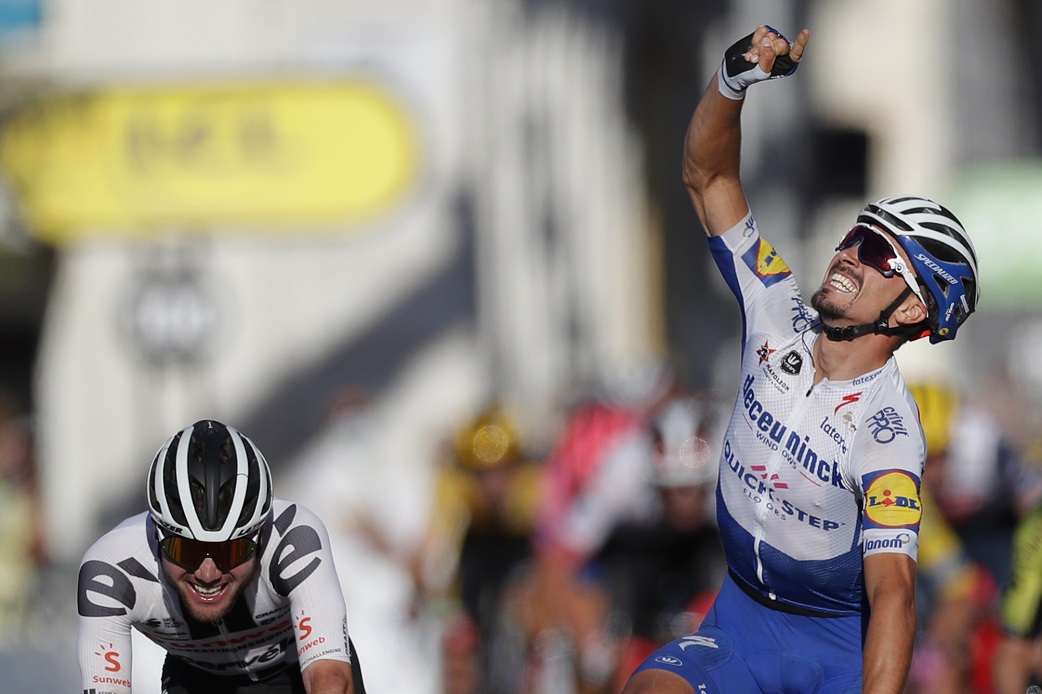 Julian Alaphilippe gewinnt die zweite Etappe (Bild: Stephane Mahe/AFP)