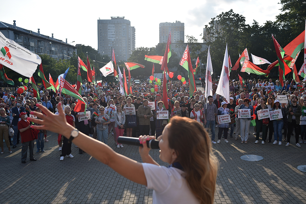 Anhänger von Lukaschenko am 21.8.2020 in Misk (Bild: Sergei Gapon/AFP)