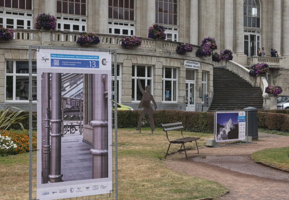 Pfeiler in der Fotoausstellung in Malmedy (Bild: Pierre Ghyssens/Veranstalter)