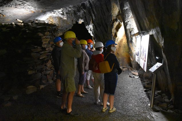 Besuch im Rechter Schieferstollen (Bild: Chantal Scheuren/BRF)