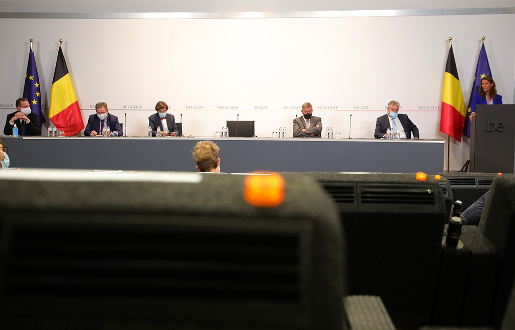 Pressekonferenz des Nationalen Sicherheitsrats am 20. August (Bild: Olivier Matthys/Pool/Belga)