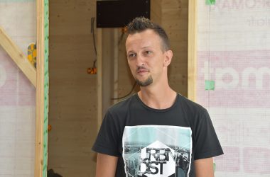 Fabien Schmitz aus Baelen baut ein Tiny House (Bild: Chantal Scheuren/BRF)