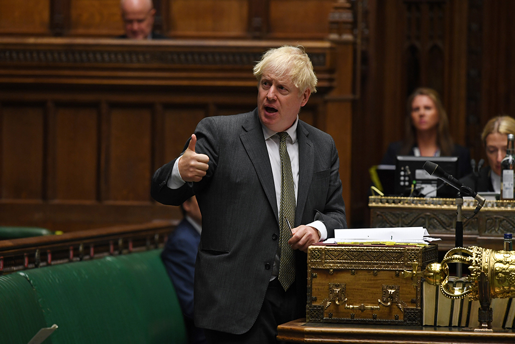 Premierminister Boris Johnson im Unterhaus (Archivbild: AFP / UK Parliament)