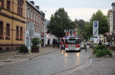 Gospertstraße wegen Wohnbrand in der Nacht gesperrt (Bild: BRF)